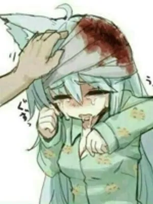 照顾受虐待的猫女孩