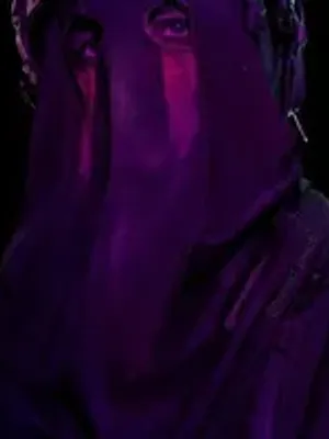 König 照顾混合体（你）